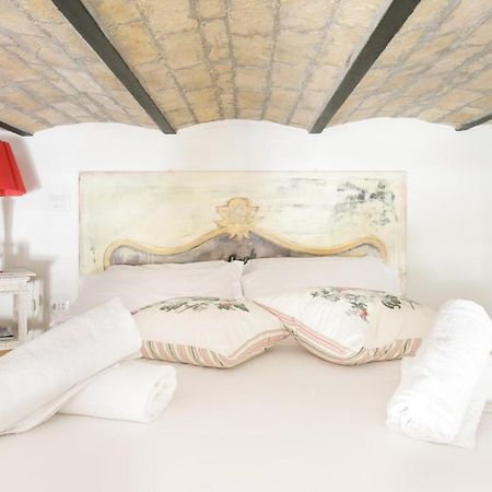 Leopardo 28 - Loft In Trastevere ローマ エクステリア 写真